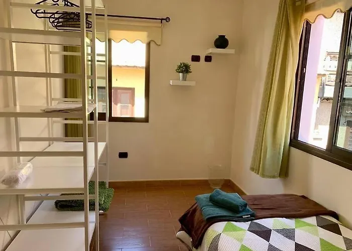 Abuela Nata Silos La Tierra del Trigo